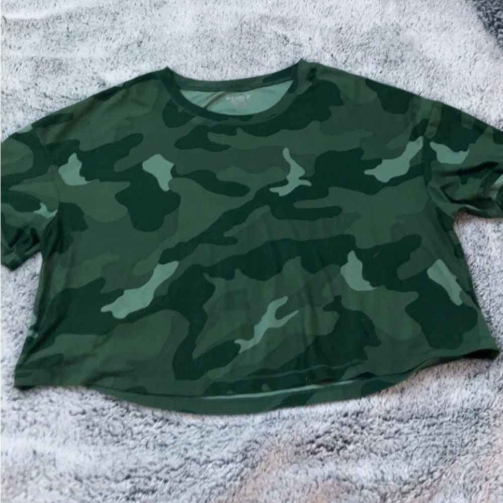 OLD NAVY camo crop top